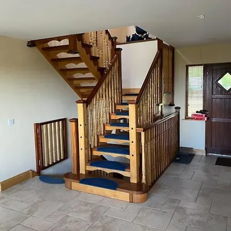 Hilltop Nyaraló White Gate Cross Roads