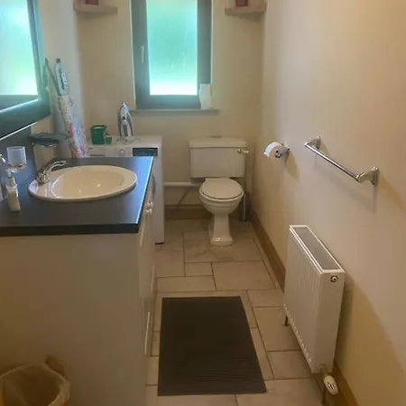 Hilltop White Gate Cross Roads