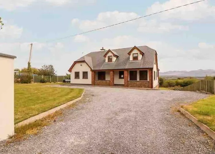 Hilltop White Gate Cross Roads